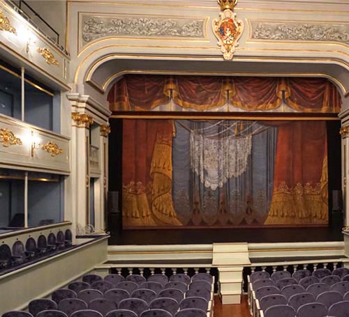 Here you coud relive Shakespeare